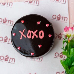 XOXO Bento Cake