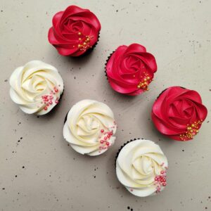 Valentine Cupcakes - 6 Pack